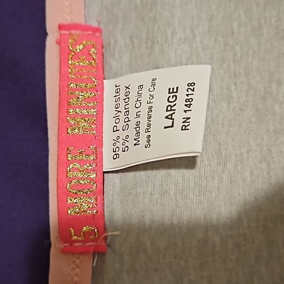 2 Juniors Shirts Pink Grey Colorful Merry Everything & Blue Red Sleigh All Day L - Picture 5 of 9